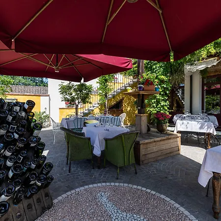 فندق مبيت وإفطار Formigola 3*
